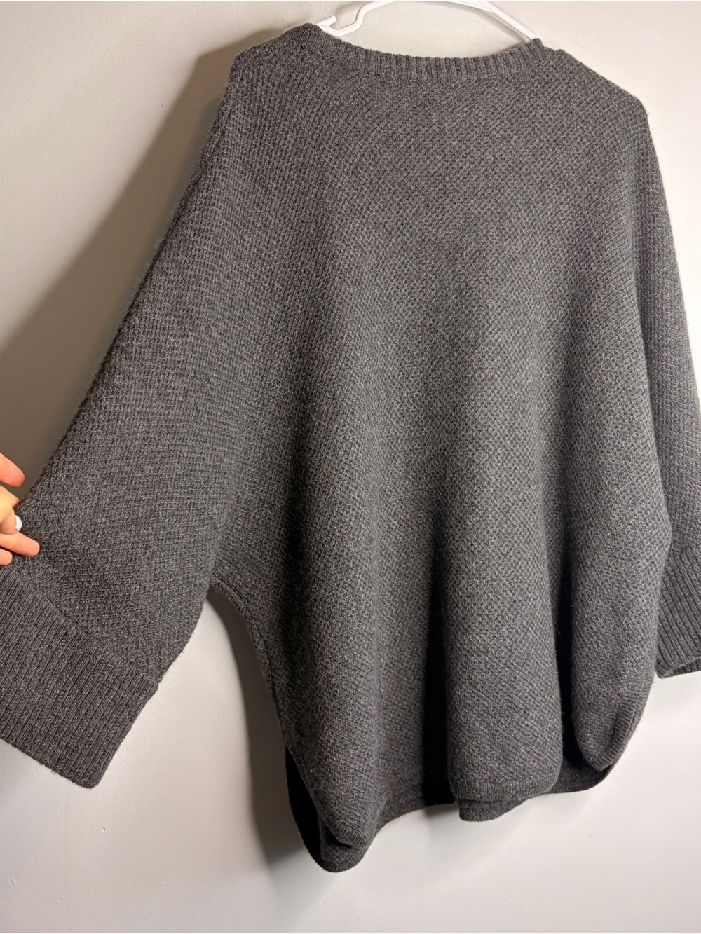 100% Cashmere Alashan Napa Valley Poncho Gray Crewneck Knit Poncho O/S - Picture 7 of 8